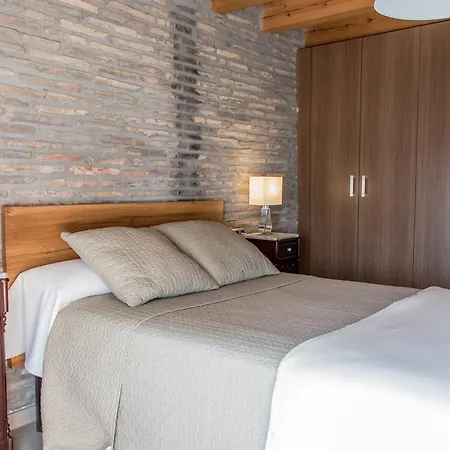 Plaza شقة Binéfar