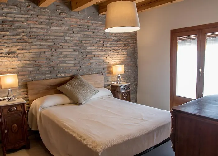 Plaza Apartamento Binéfar